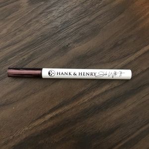 Hank & Henry Slick With It Liquid Eyeliner